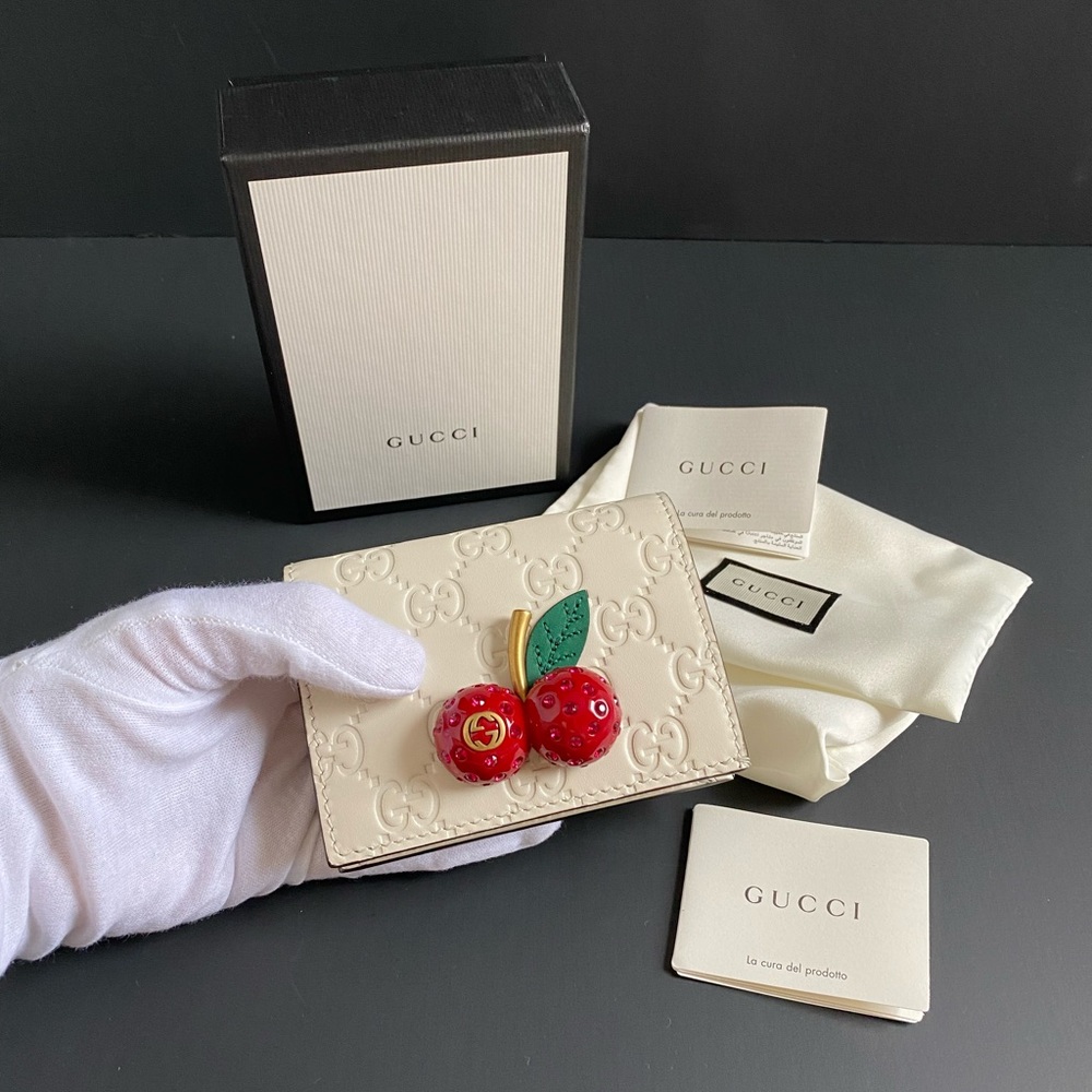 🎉HP🎉Gucci Wallet - Picture 11 of 12